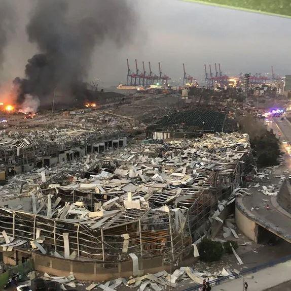 黎巴嫩首都贝鲁特的港口爆炸过后的场地